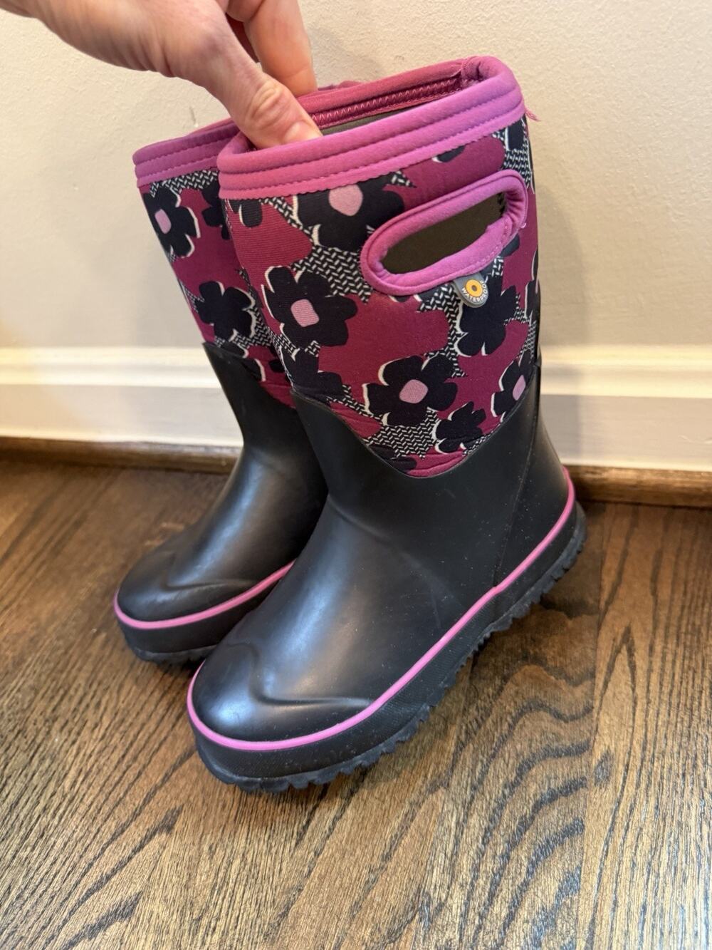 Bog Boots Purple Black Floral Waterproof All Weather Boots Girls Sz 13